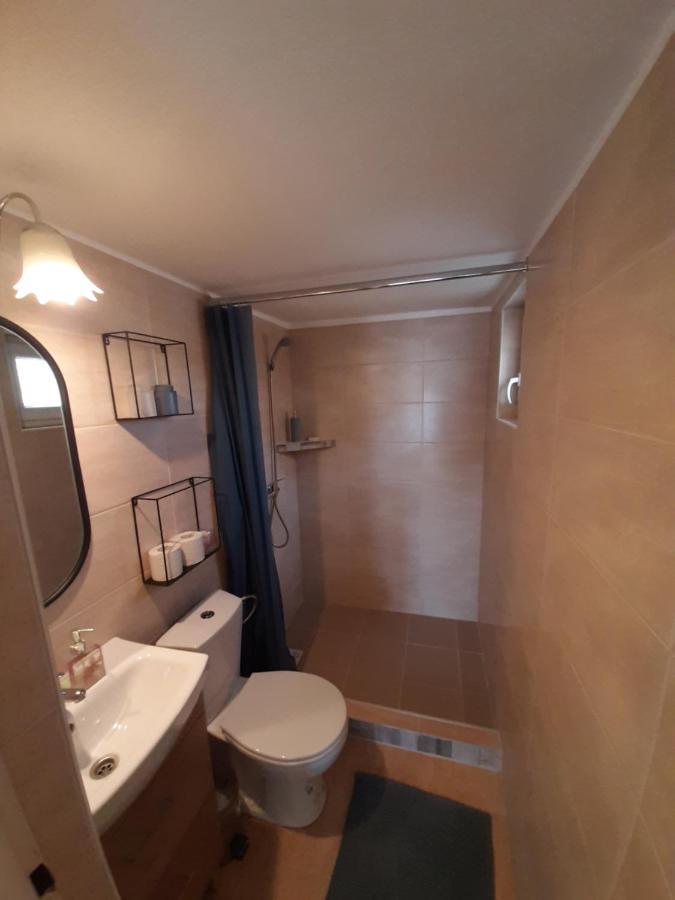 Grapeline Guesthouse Chotin Ngoại thất bức ảnh