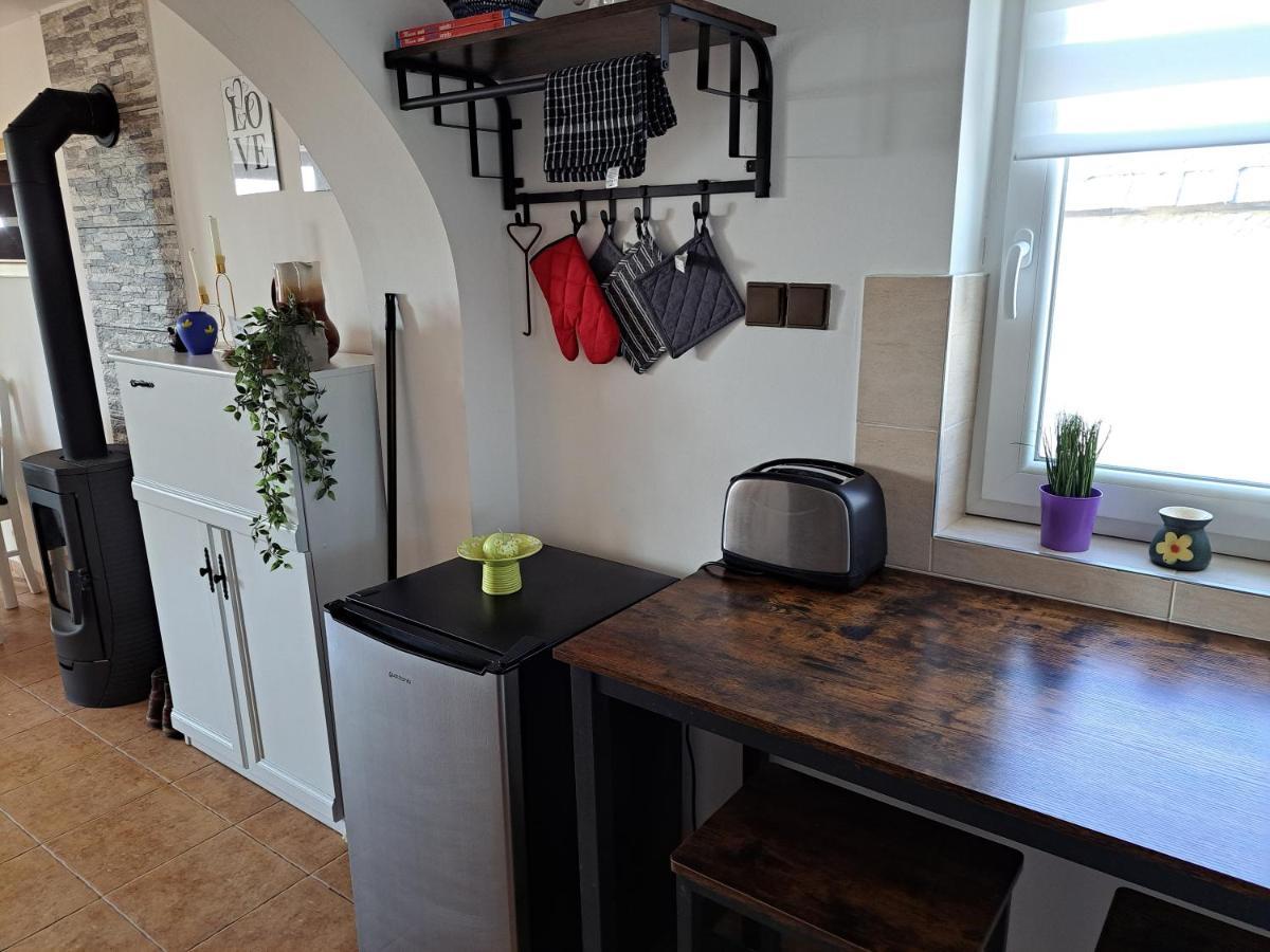 Grapeline Guesthouse Chotin Ngoại thất bức ảnh