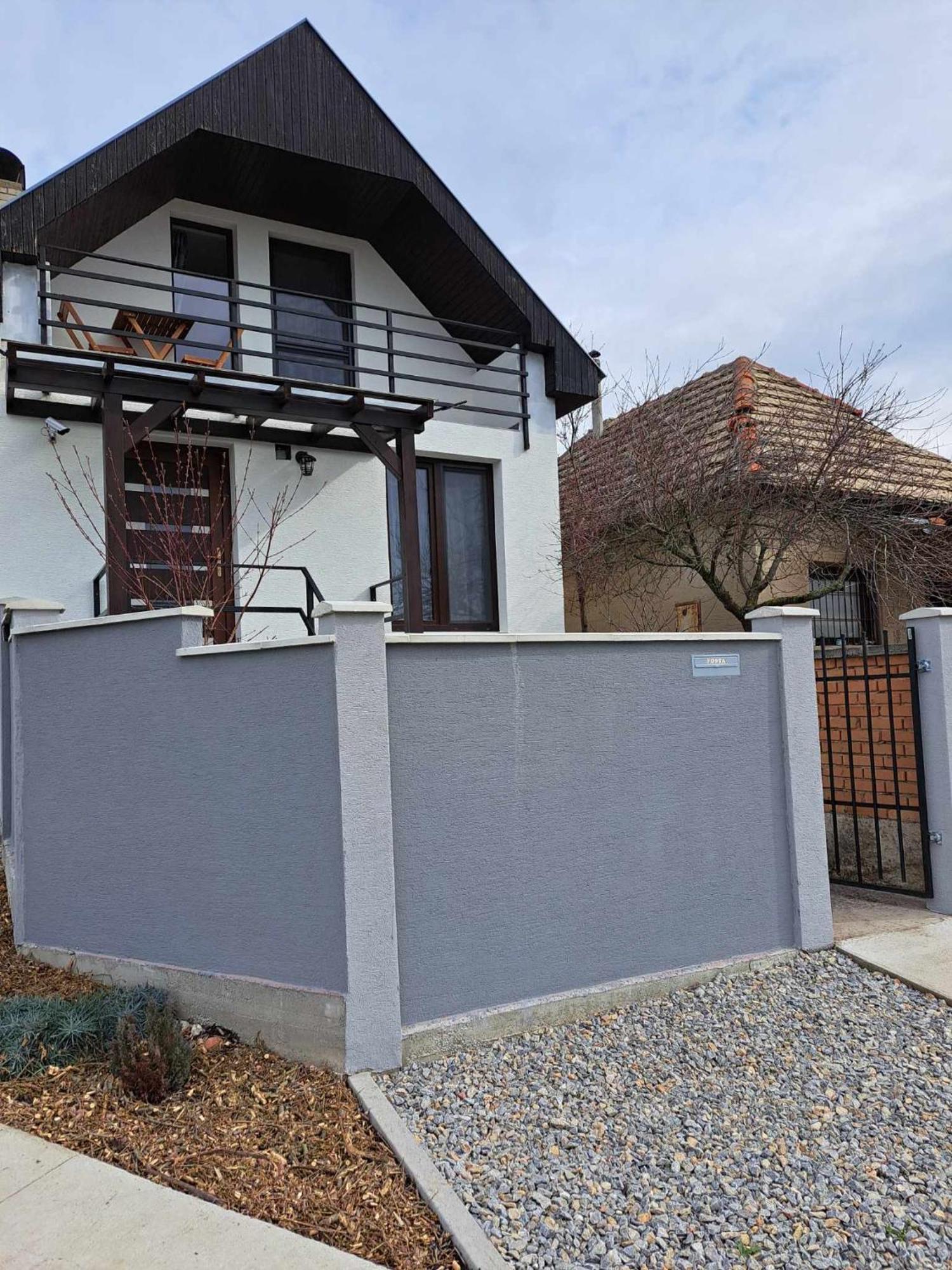 Grapeline Guesthouse Chotin Ngoại thất bức ảnh